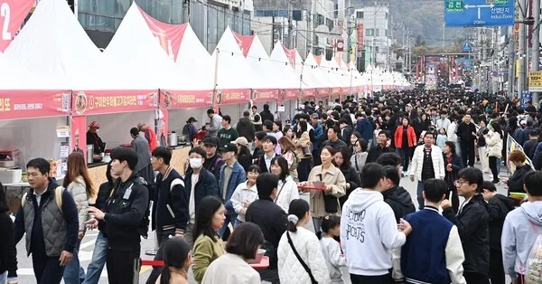 구미 라면축제 — 부스를 채운 방문객